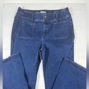 Lane Bryant Ultra Flex High-Rise Flare Ultra Flex Waistband Dark Denim Jeans 16